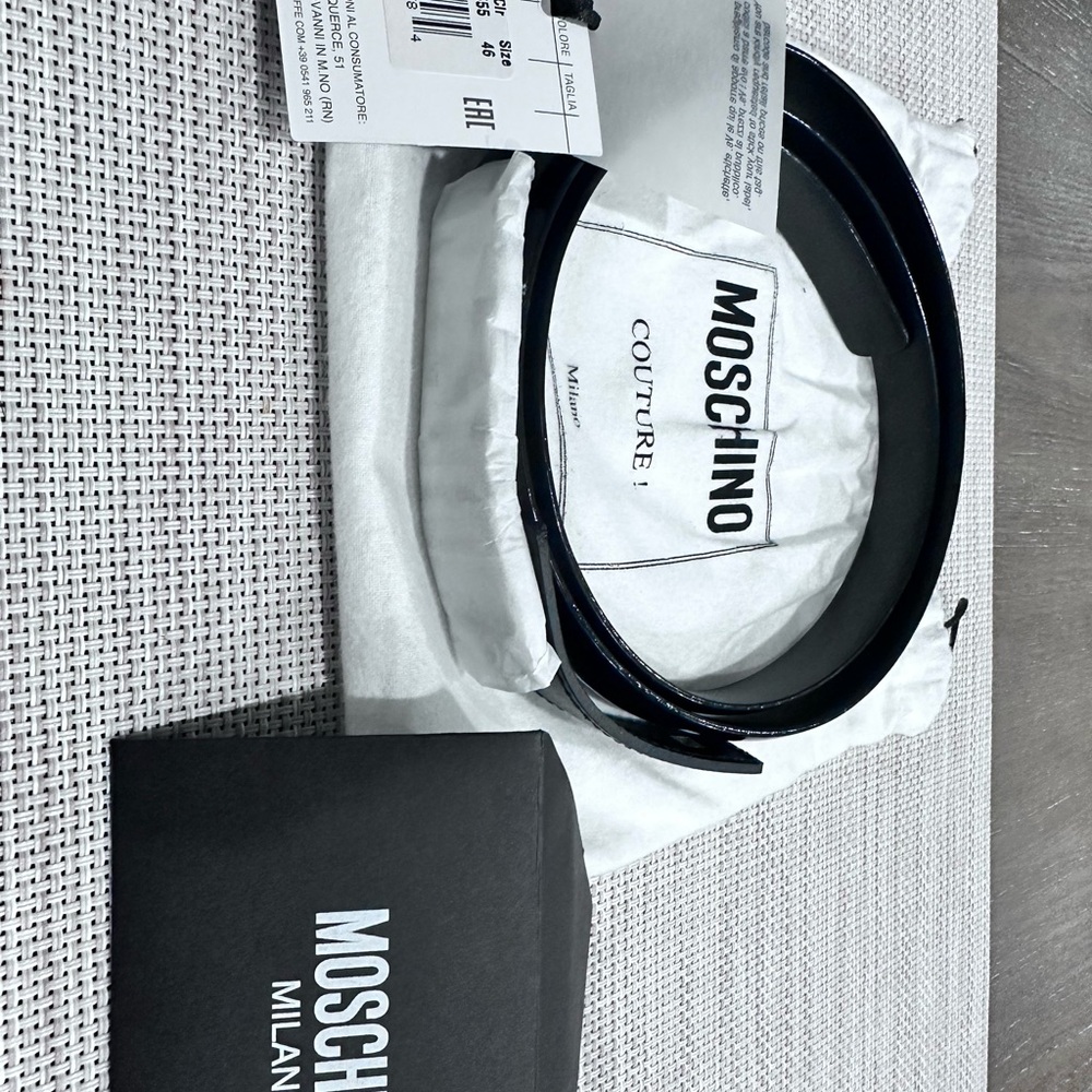 Moschino Glossy Black Leather Belt